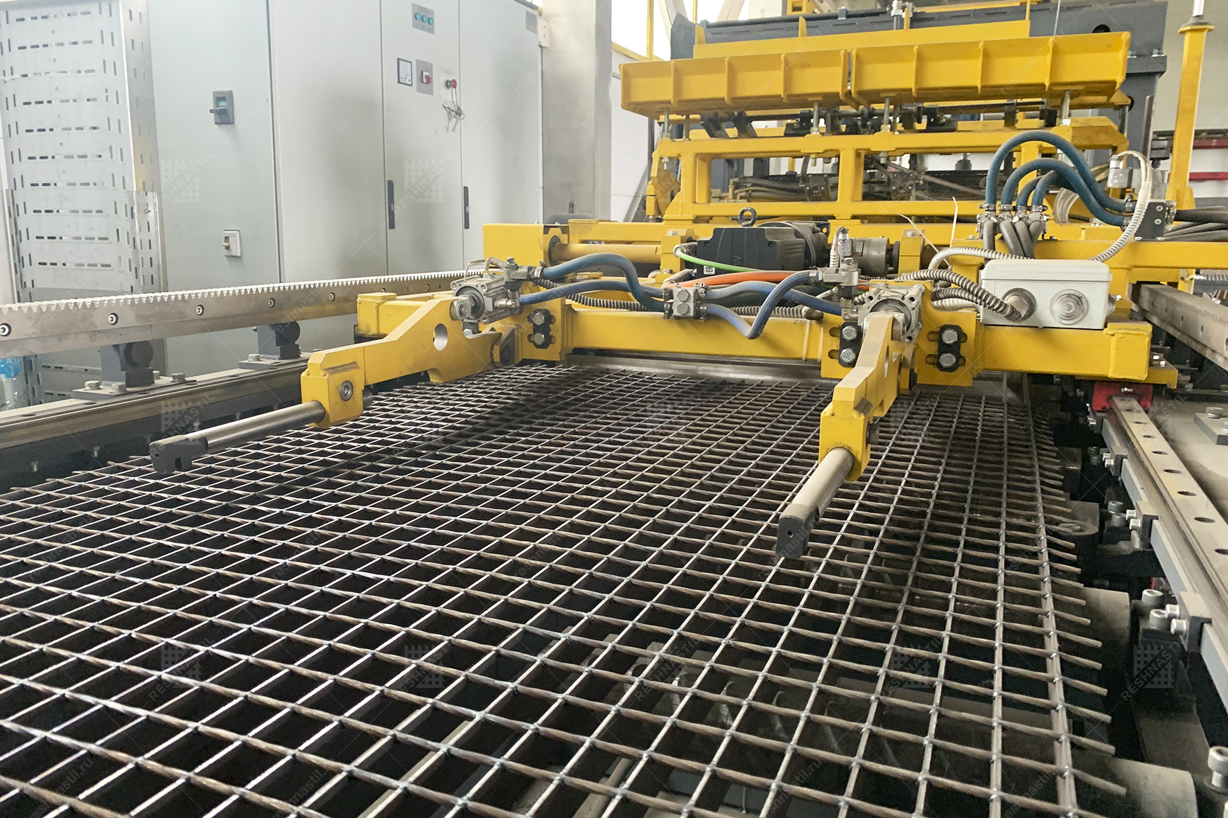 Решетчатый настил для наружных промышленных площадок и открытых эстакад